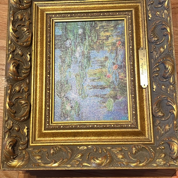 Beautiful picture frames for sale - selling two out of the three in the Photos - Picture 2 of 3